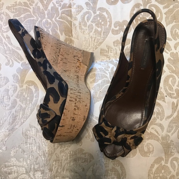 Authentic leopard Louis Vuitton wedges - Picture 1 of 6